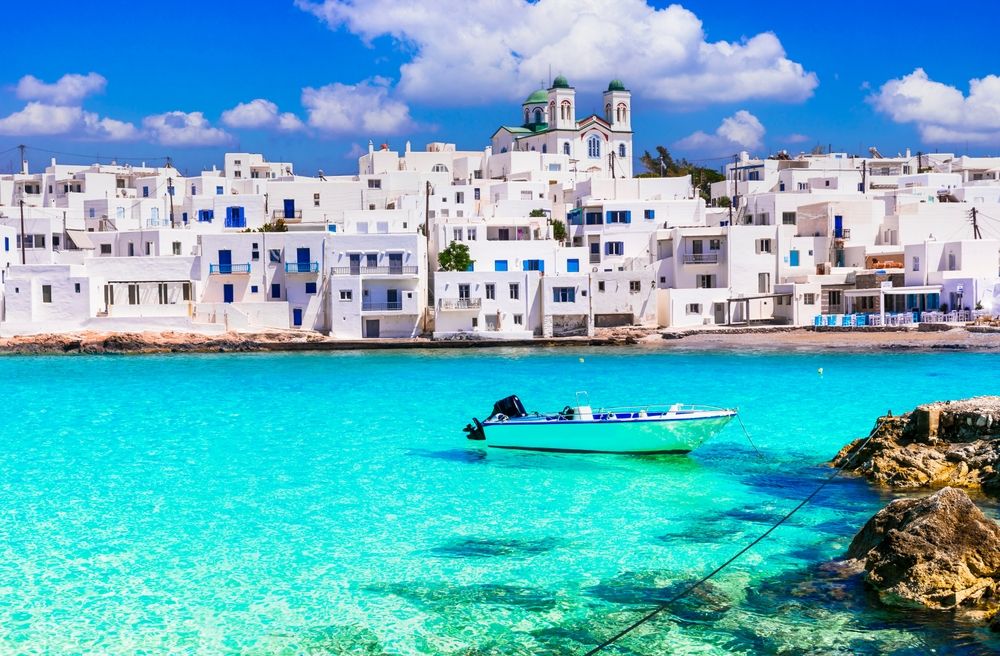 Paros è un’ottimo punto di partenza per scoprire le Cicladi ©leoks/Shutterstock