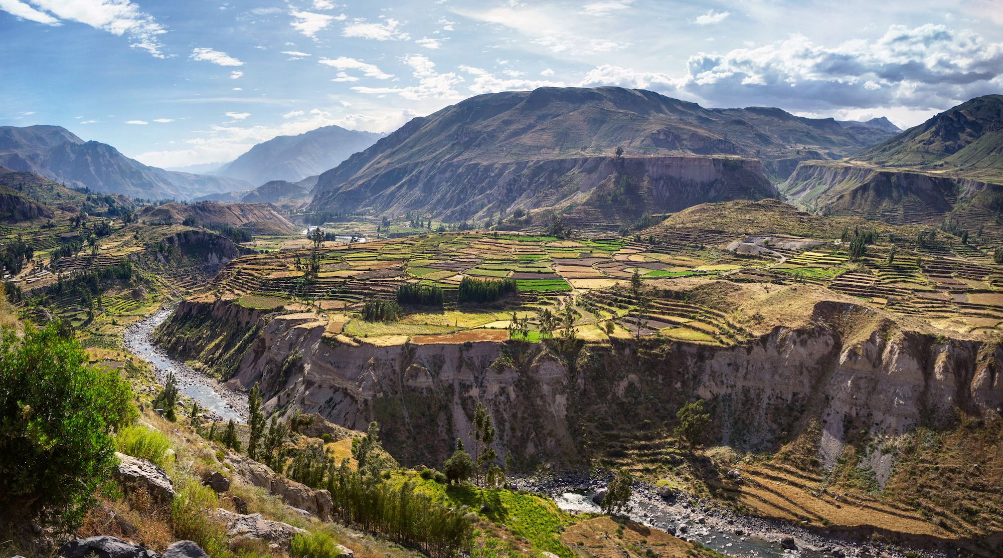 Il Colca è il secondo canyon più profondo del mondo ©PeteVch/Shutterstock