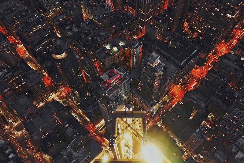 Empire State Building, New York City. Scattata con Sony A7. Ritoccata con Lightroom, Photoshop, e Instagram. Interventi principali su: luminosità, con