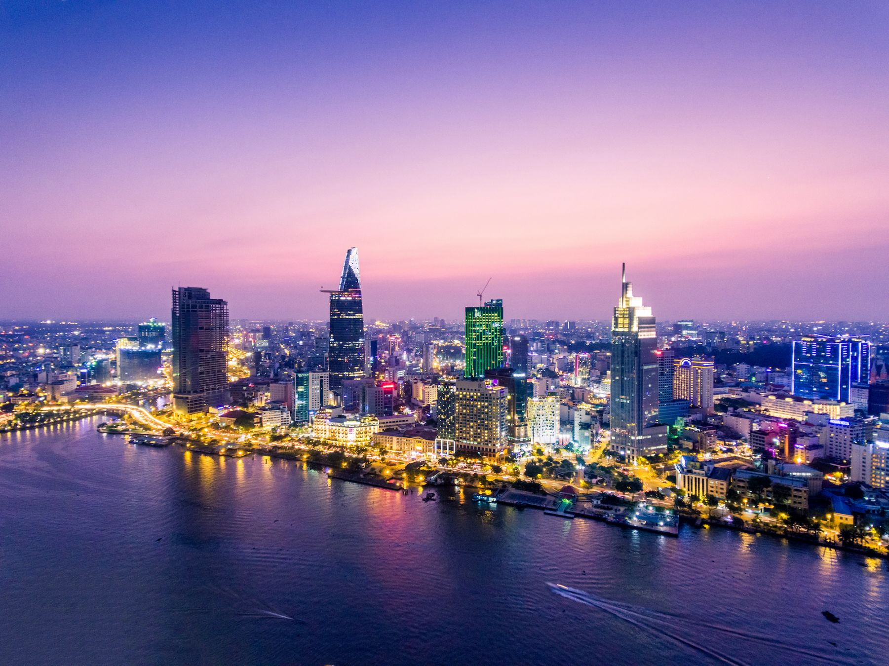 Le luci di Ho Chi Minh City ©Nguyen Quang Ngoc Tonkin/Shutterstock