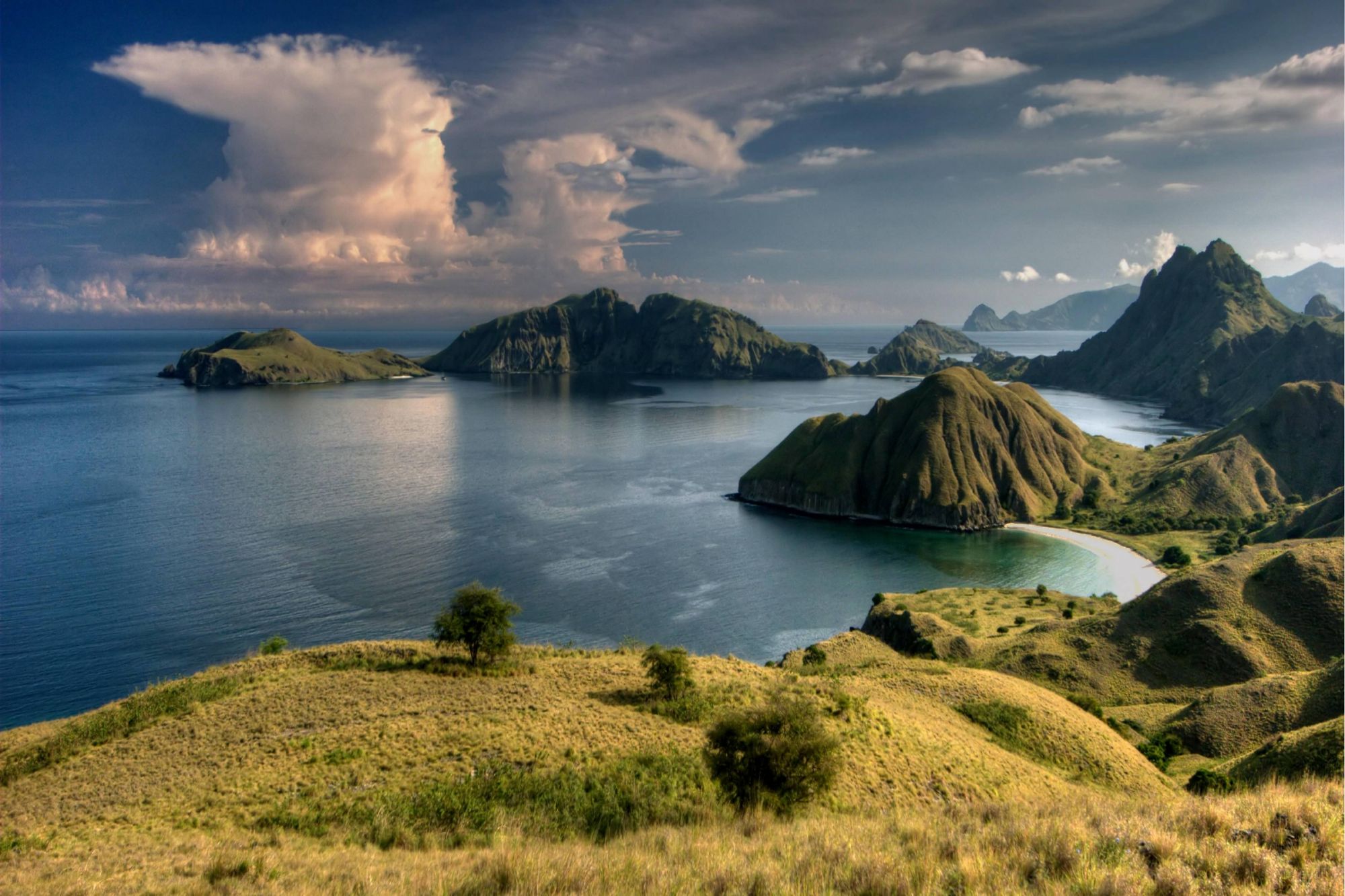 Viaggiare da un isola all altra in Nusa Tenggara Viaggiare da un isola all altra in Nusa Tenggara