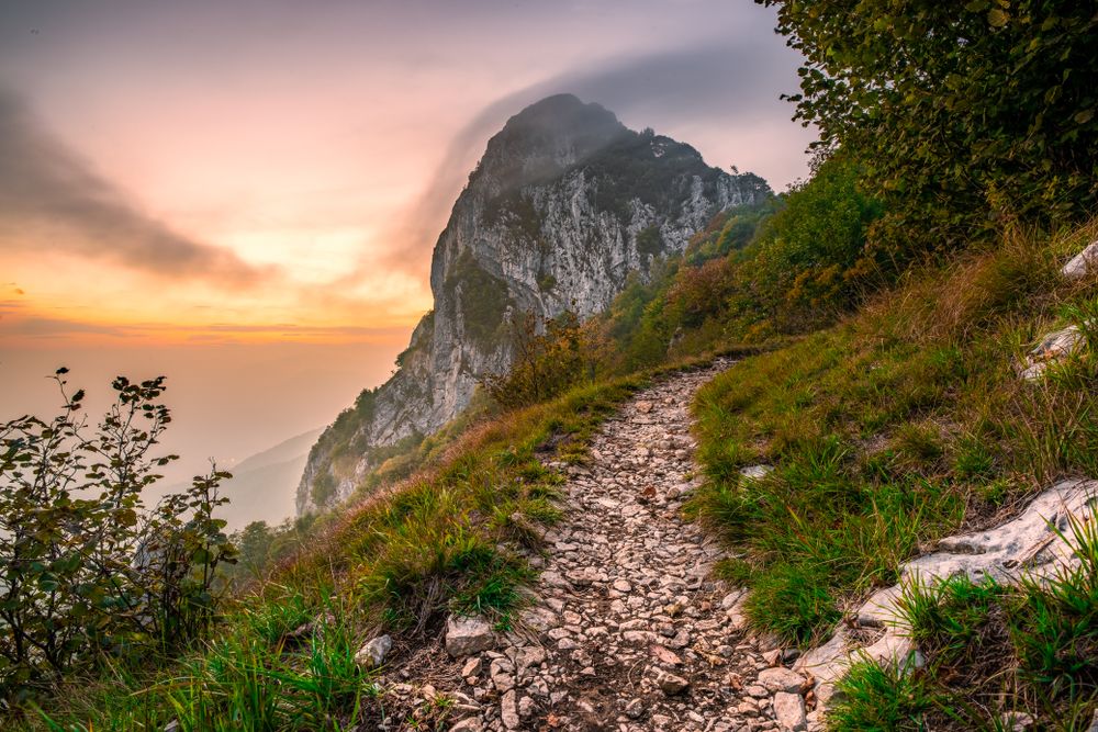 Il sentiero che porta ai Corni di Canzo © Alessandro Ricciardini
