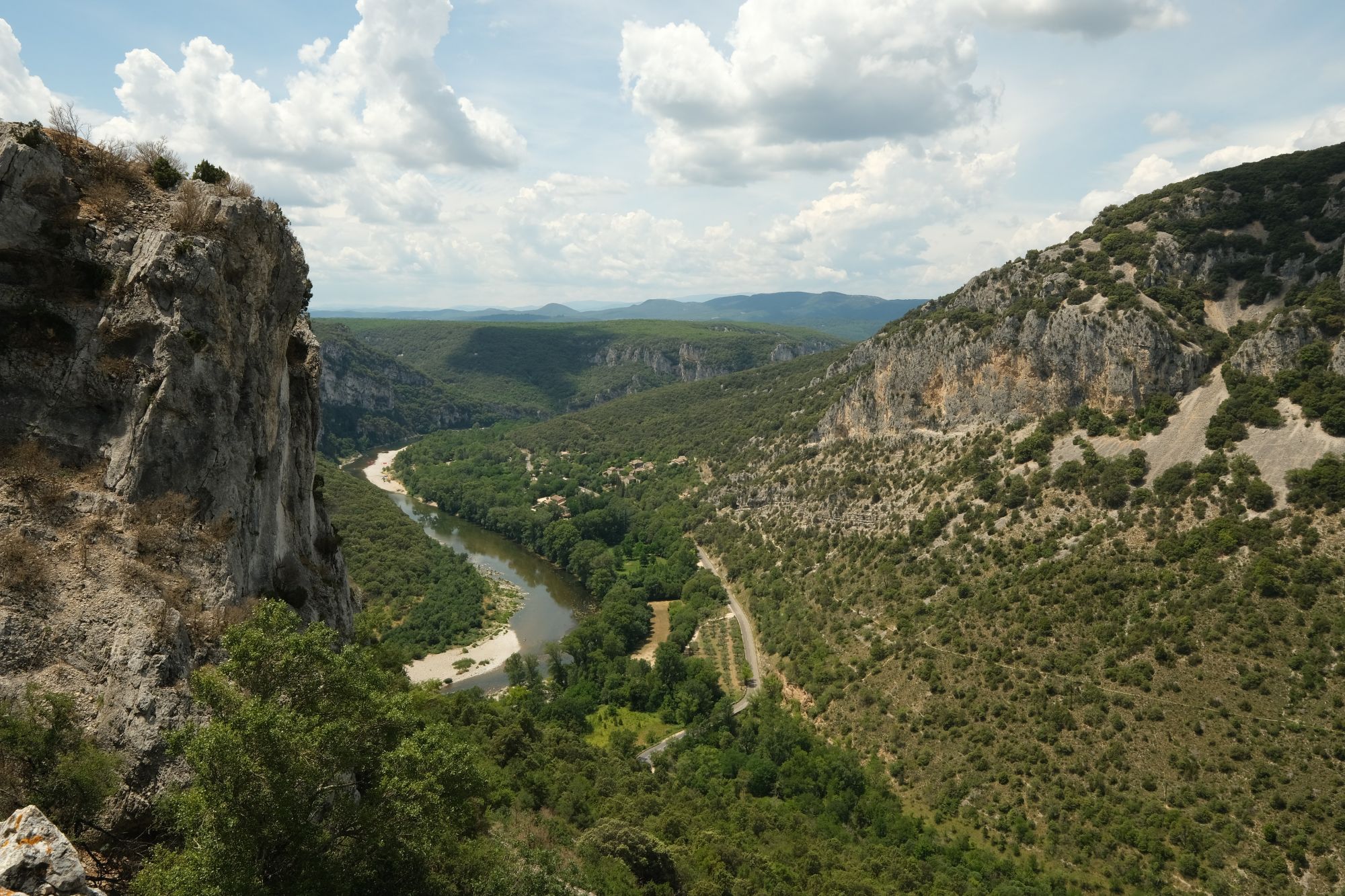 Le gorge de l’Ardèche viste dall’alto