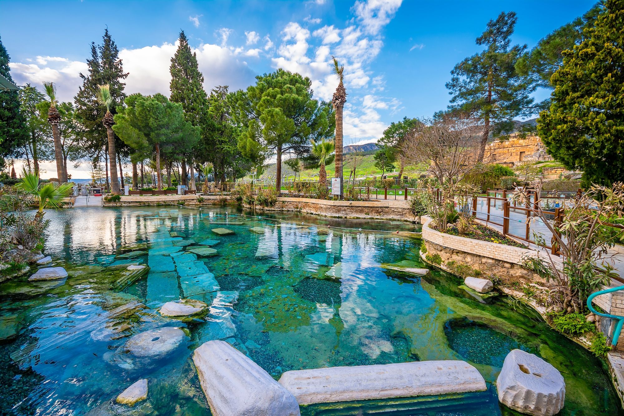 I bagni di Cleopatra © Nejdet Duzen / Shutterstock