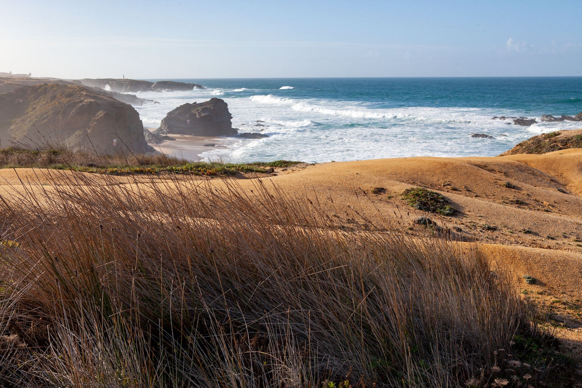 Il paesaggio lungo il Trilho dos Pescadores ©Lynn A/Shutterstock