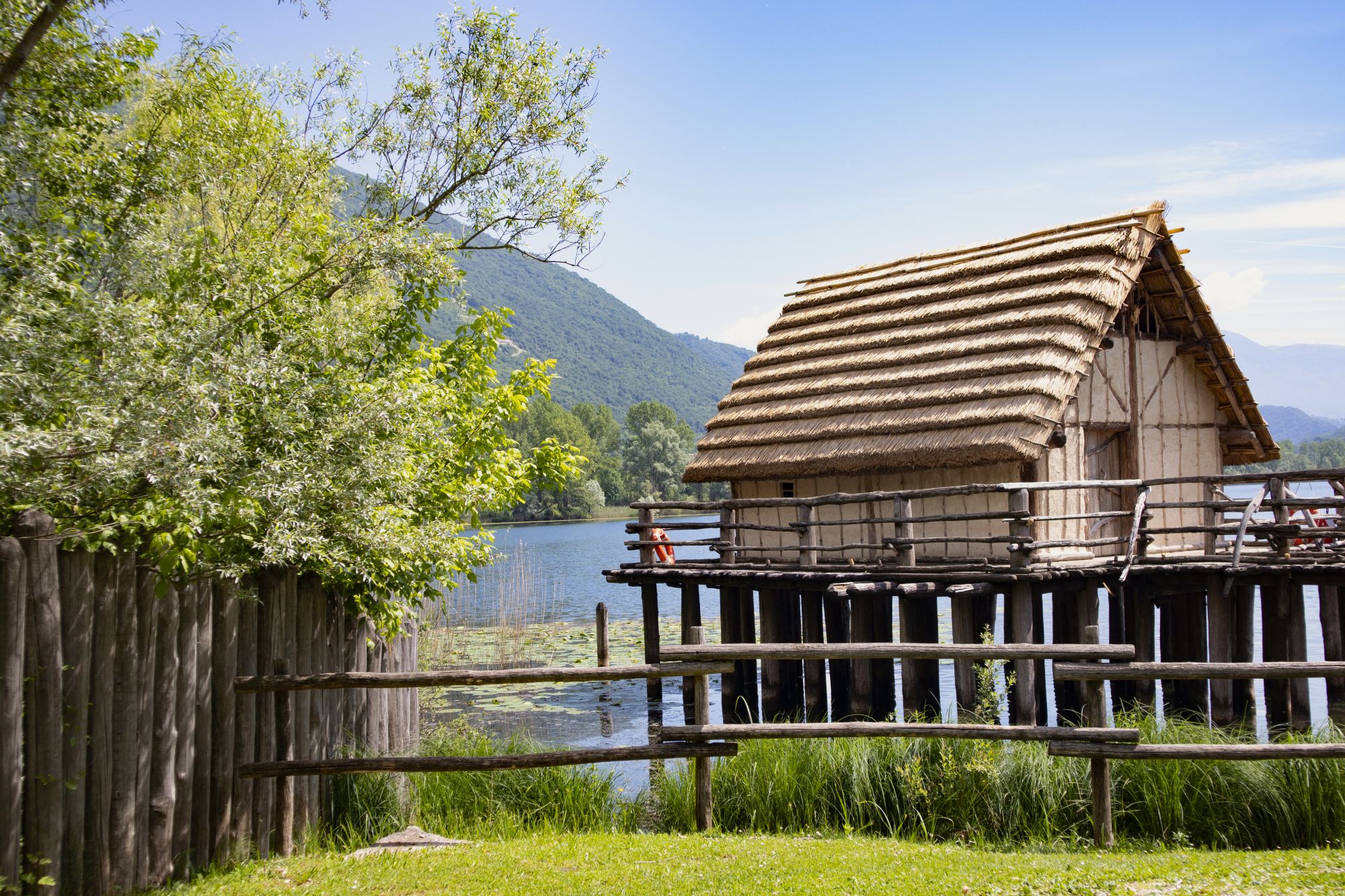 palafitta sul lago