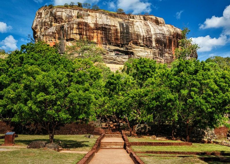 Il celebre Sigiriya rock, Sri Lanka.
©DR Travel Photo and Video/Shutterstock