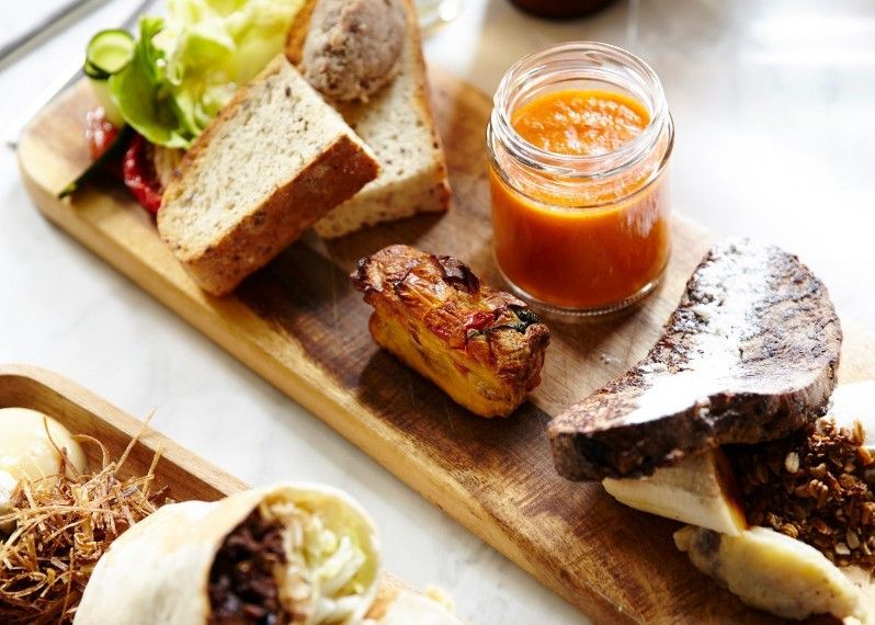 Il cibo tradizionale diventa gourmet, Amsterdam. ©Matt Munro/Lonely Planet