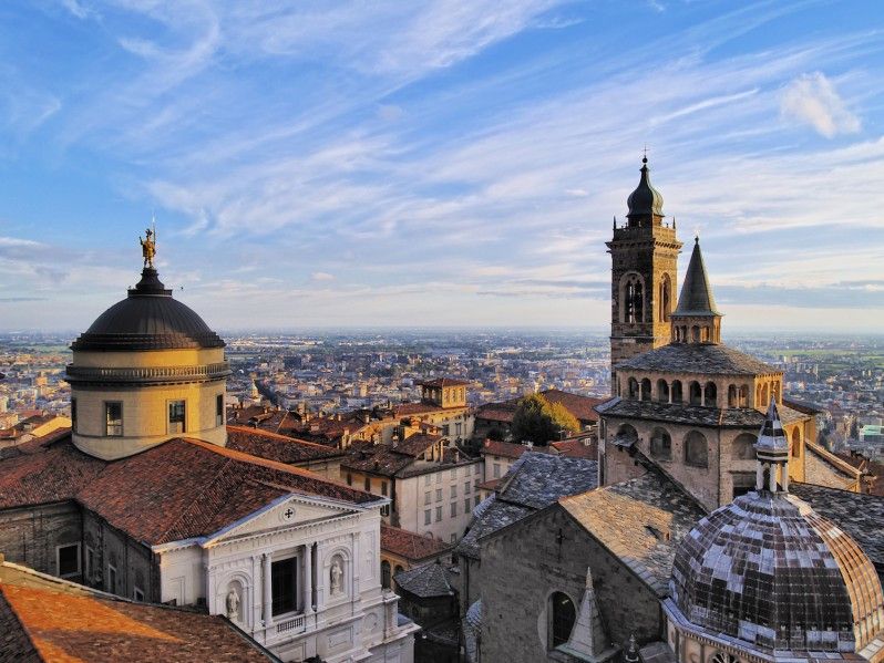 Il cielo sopra Bergamo. Fotografia © Karol Kozlowski, iStock
