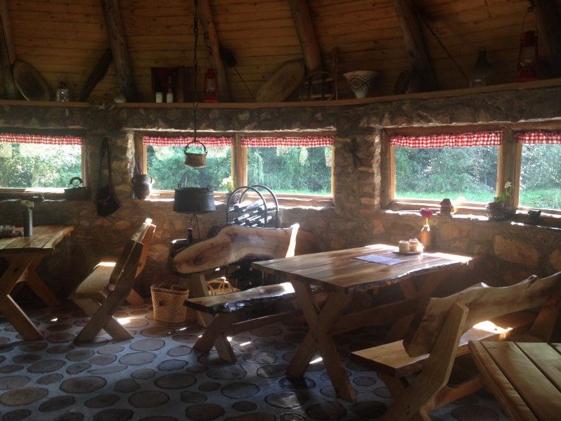 Il ristorante Dubirog Perović © Brana Vladisavljevic / Lonely Planet