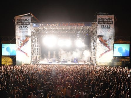 Italia Wave Love Festival, il palco del 2010 a Livorno © Italia Wave Love Festival