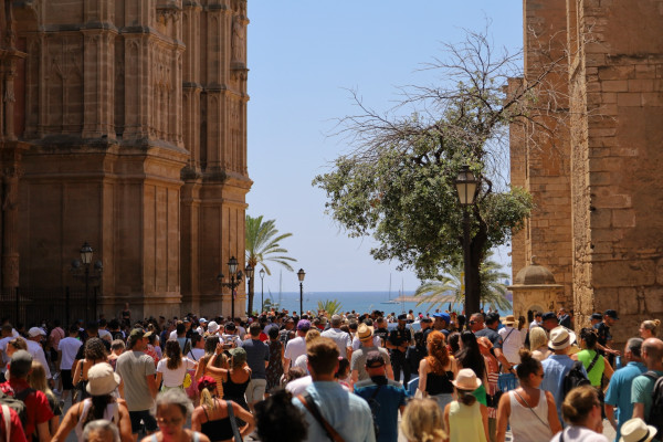 Turisti a Palma di Maiorca © Leif Eirik Skaue /Shutterstock