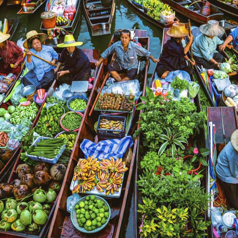 Il mercato galleggiante di Tha Kha  © Mongkolchon Akesin / Shutterstock