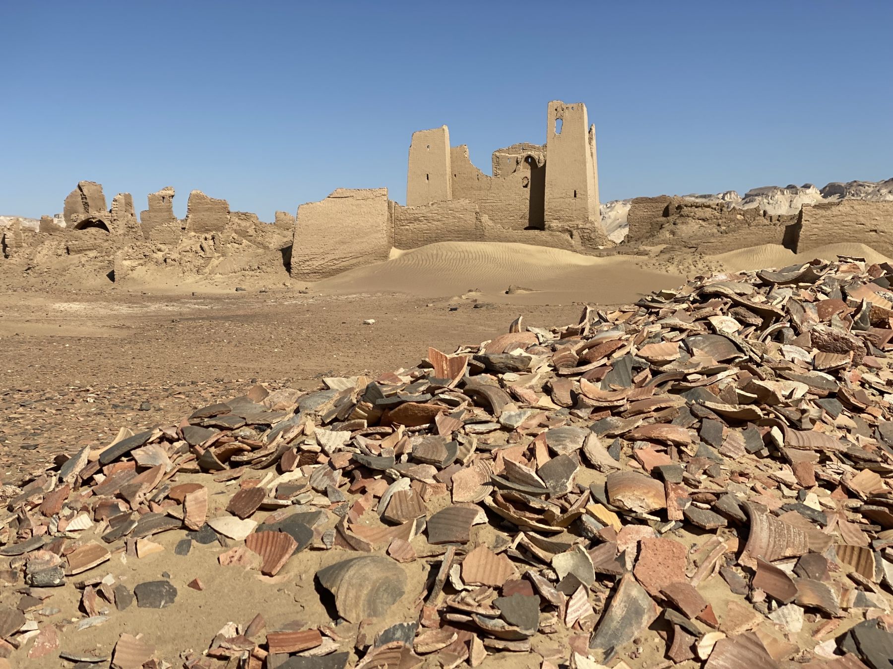 Una fortezza del Limes dell’Impero romano a sud, presso l’oasi di Lakaba ©Paola Scaccabarozzi