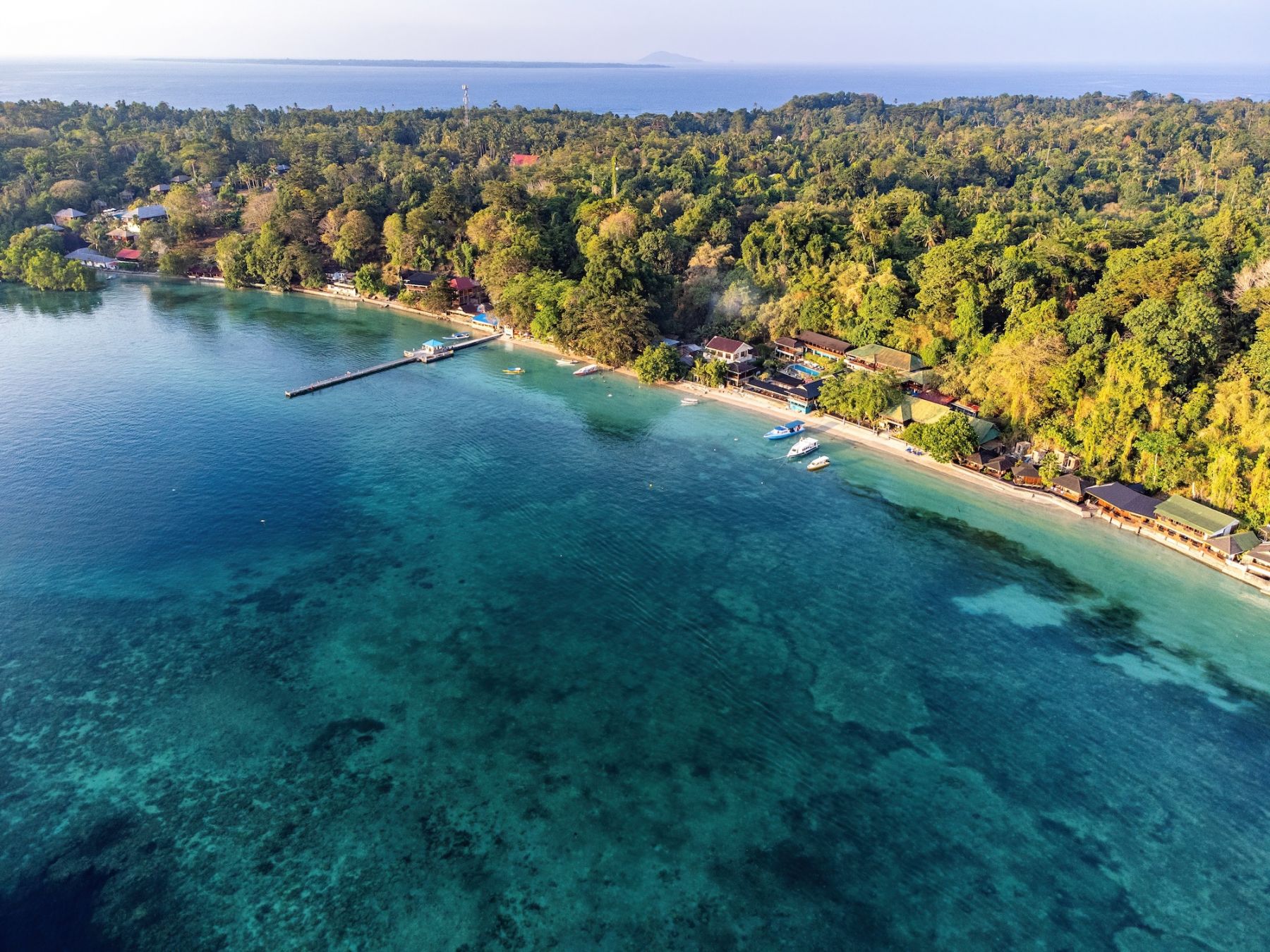 Pulau Bunaken ©Paul Harding 00 /Shutterstock