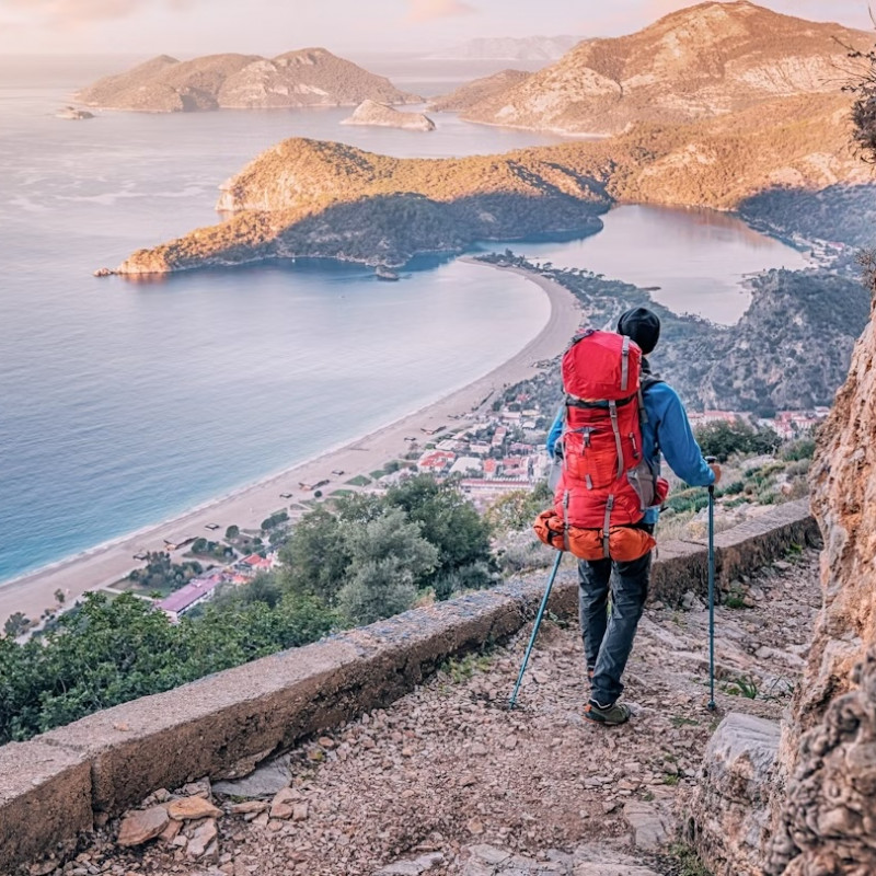 Un tratto panoramico della Via Licia vicino a Fethiye, in Turchia. frantic00/Shutterstock