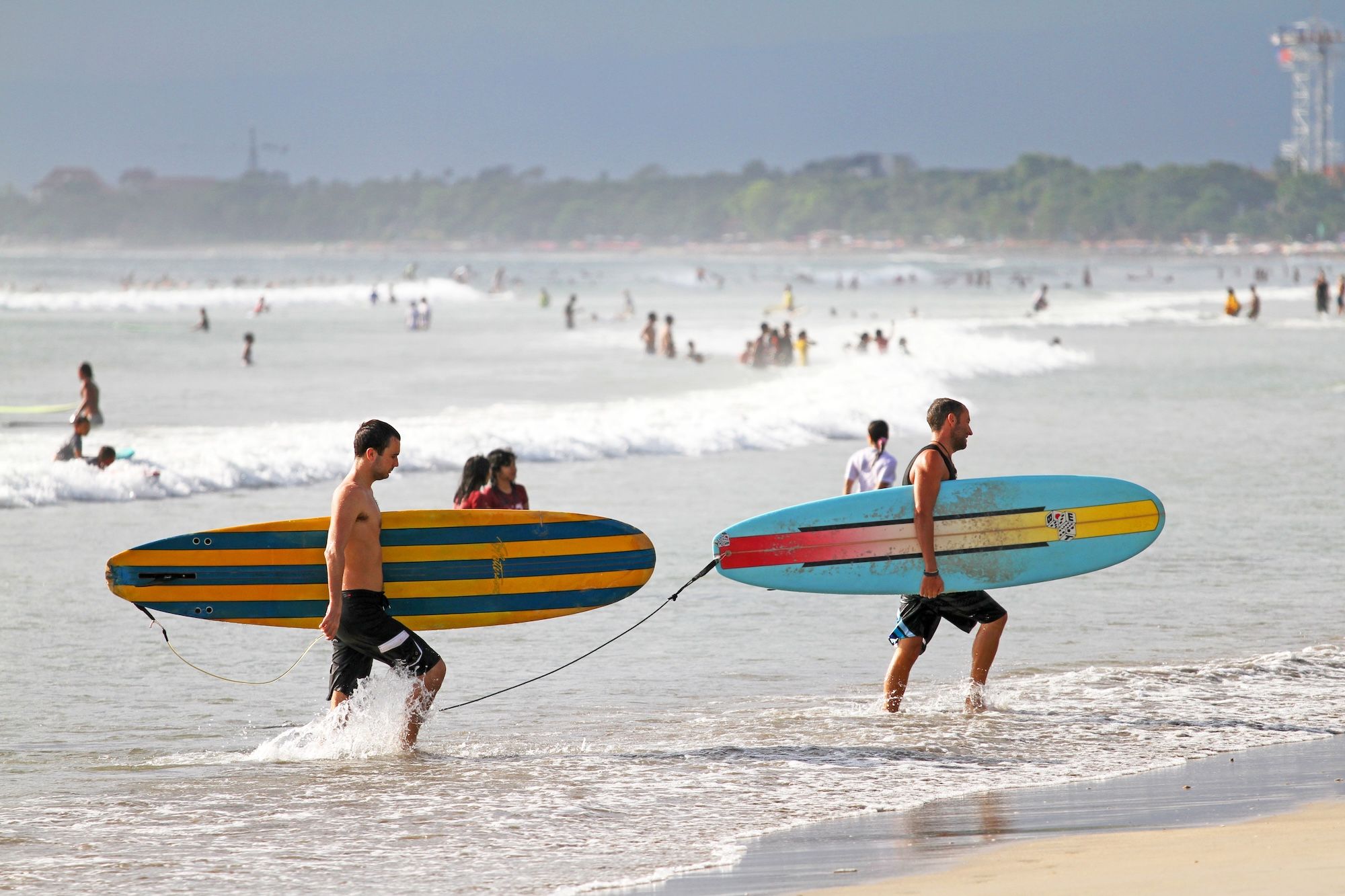 Il surf è arrivato a Kuta negli anni ’30, e non se ne è più andato ©LilyRosePhotos/Shuttrstock