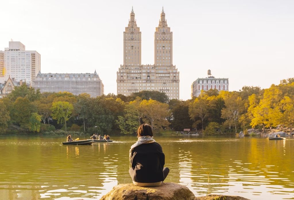 Meditare a Central Park. © Alexander Spatari / Getty Images