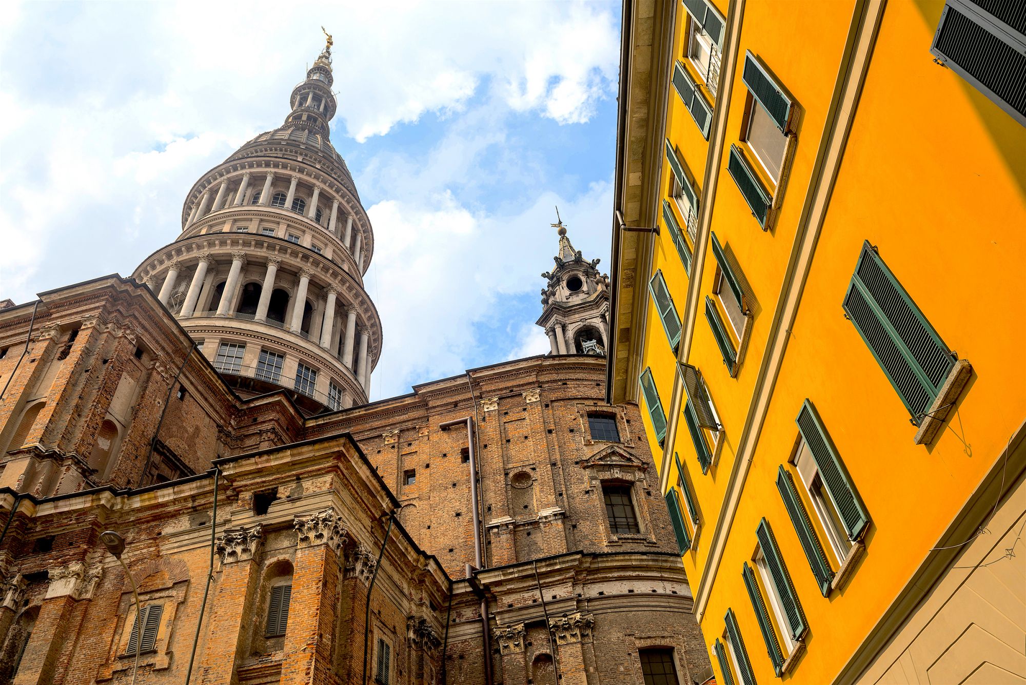 La cupola di San Gaudenzio, Novara © Claudio Giovanni Colombo / shutterstock