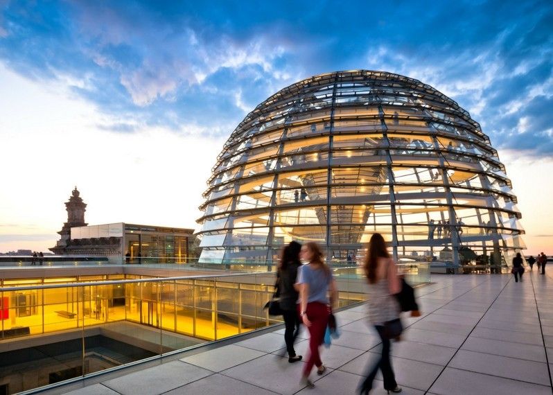 La cupola sul Reichstag, Berlino. ©Nikada/Getty Images