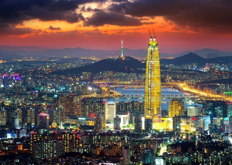 La notte di Seoul, Corea del Sud.
©Guitar photographer/Shutterstock