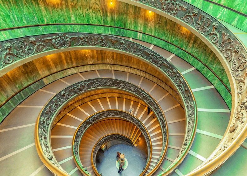 La scala del Bramante, Musei Vaticani, Città del Vaticano. ©Brian Kinney/Shutterstock