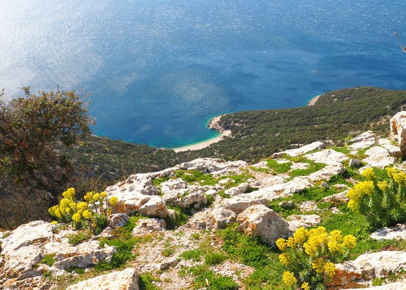 L'isola di Cres è ricca di sentieri per escursioni affacciate sul mare, Croazia. ©GoranStimac/Getty Images