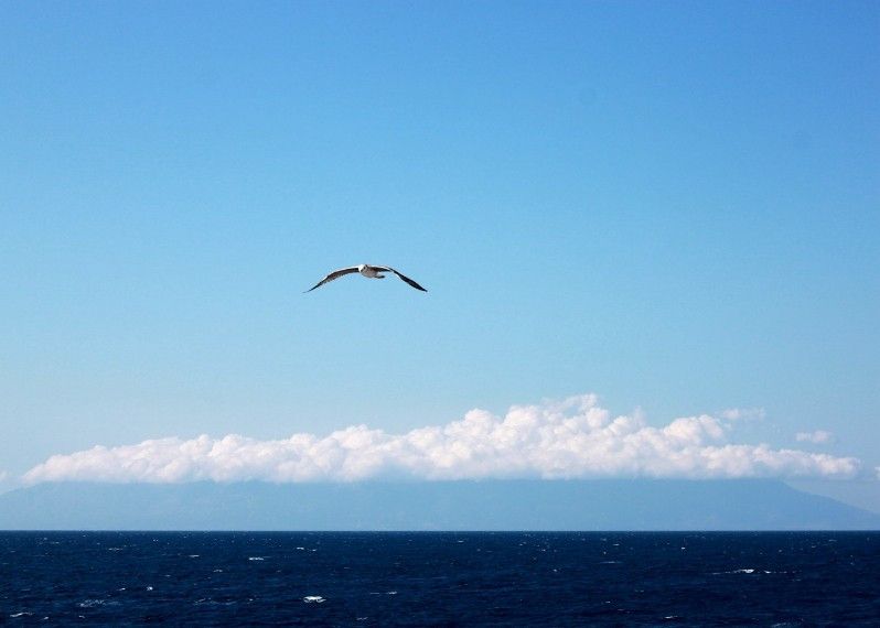 L’isola di Samotracia vista dal mare, Grecia. © Giulia Grimaldi/Lonely Planet Italia