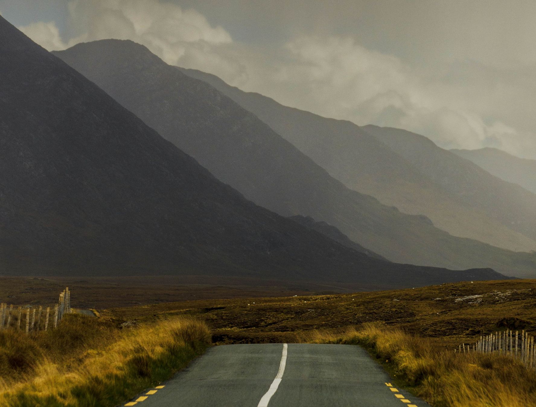 Un impressionante scorcio del Connemara. © Robert Ormerod / Lonely Planet
