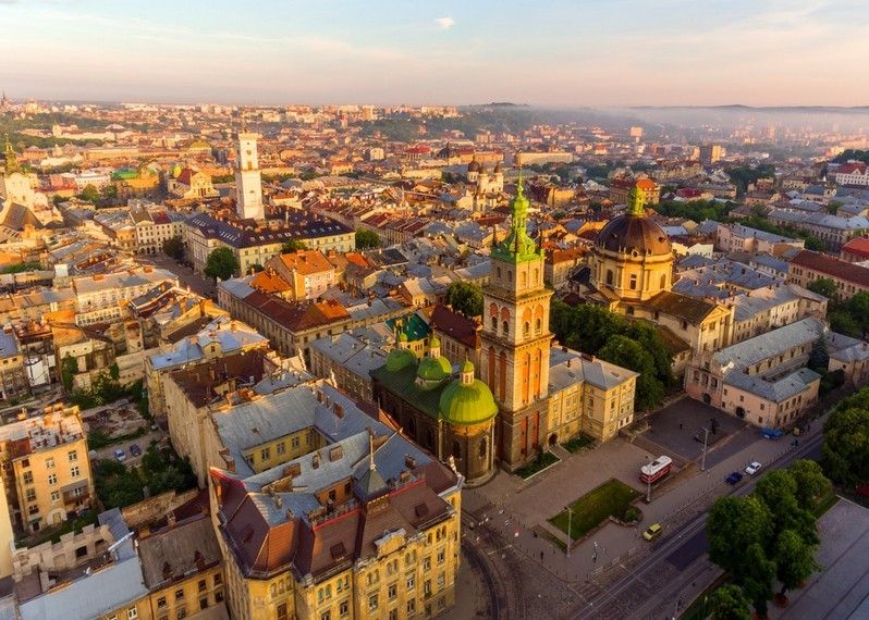 Lviv, in Ucraina, è molto più di "un'altra Praga", ma è una città ricca di storia, tutta da scoprire.