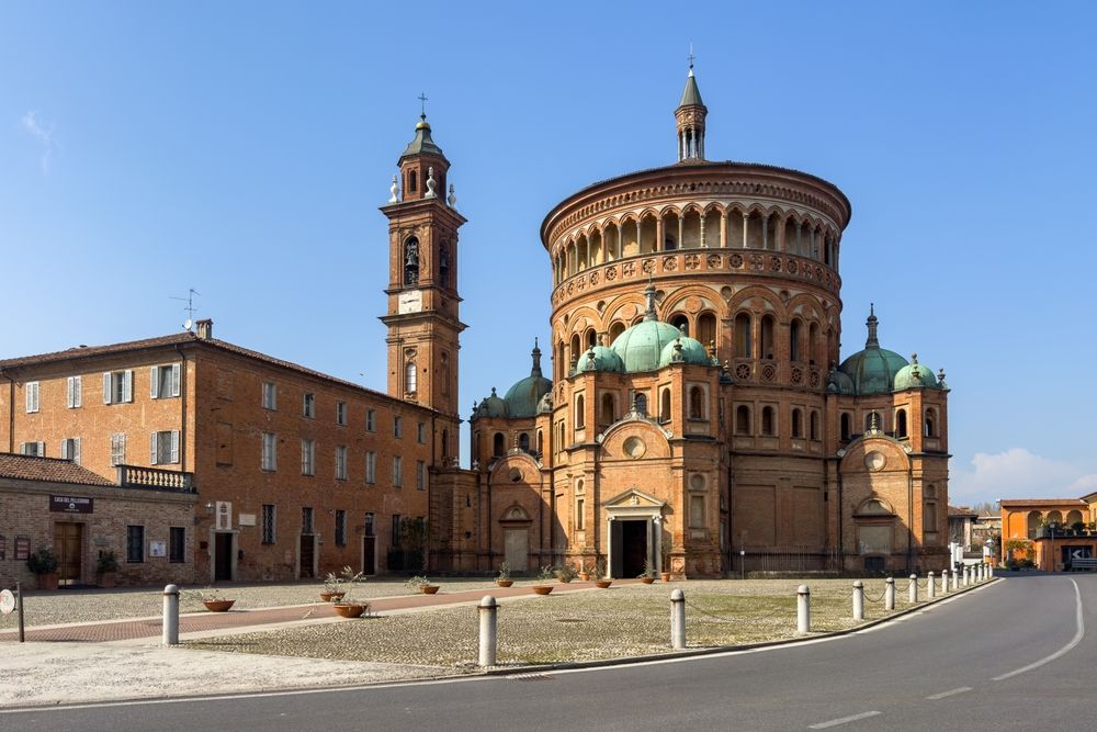 Crema: Santa Maria della Croce. Credits Francesco Bonino / Shutterstock
