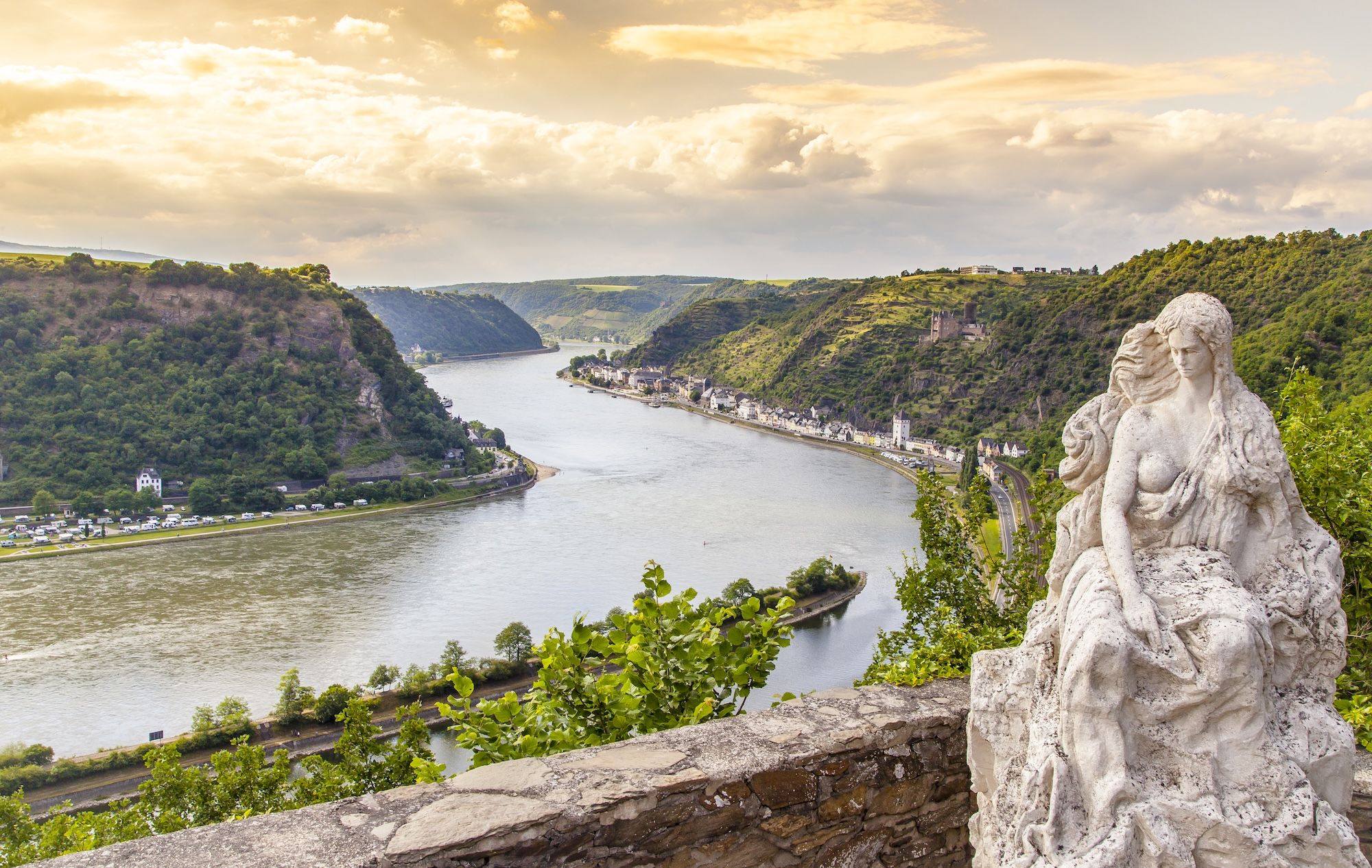 Il passaggio sotto la rupe di Lorelei ©Alice-D/Shutterstock