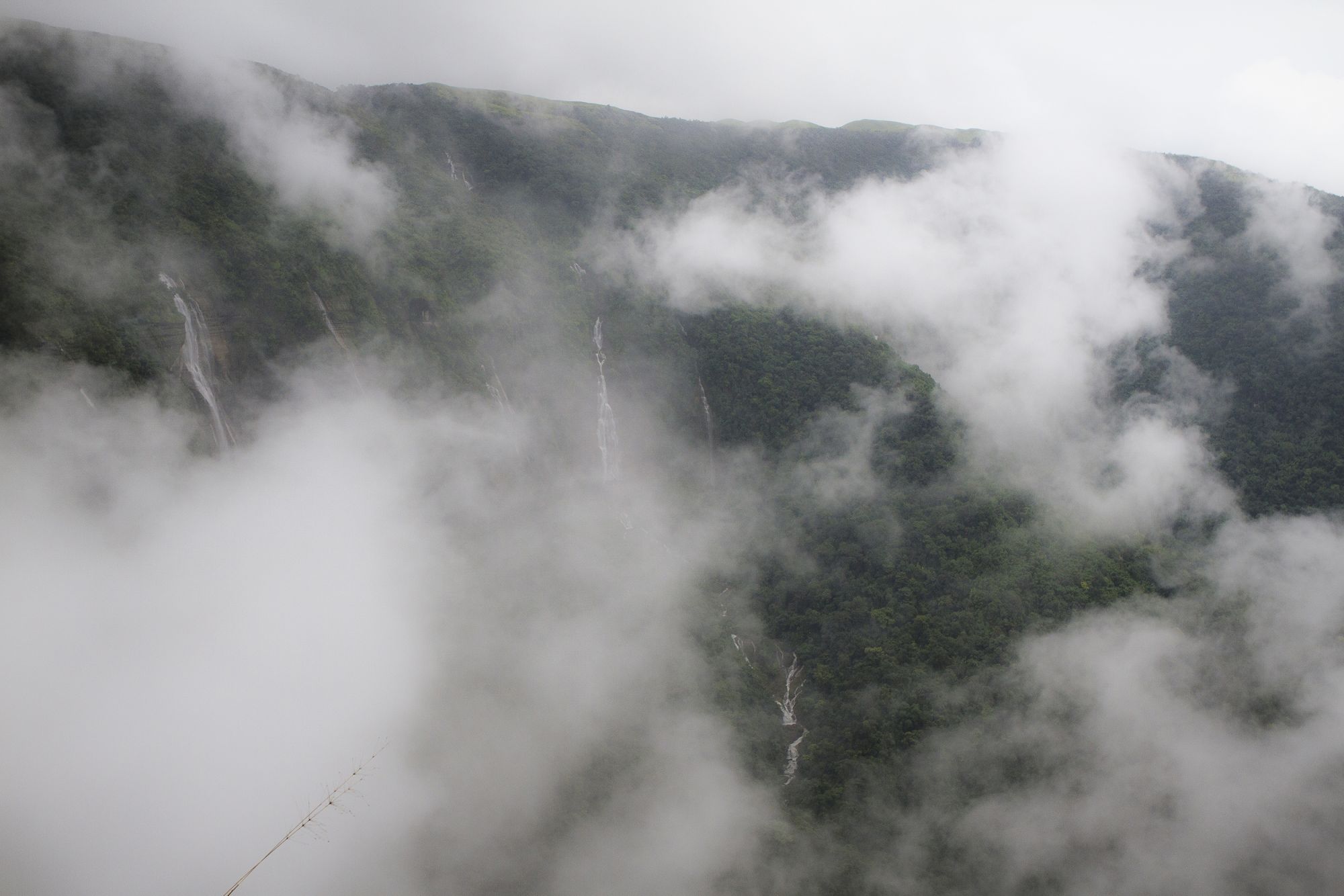 Shella Bholaganj, vista delle East Khasi Hills ©Gabriele Orlini