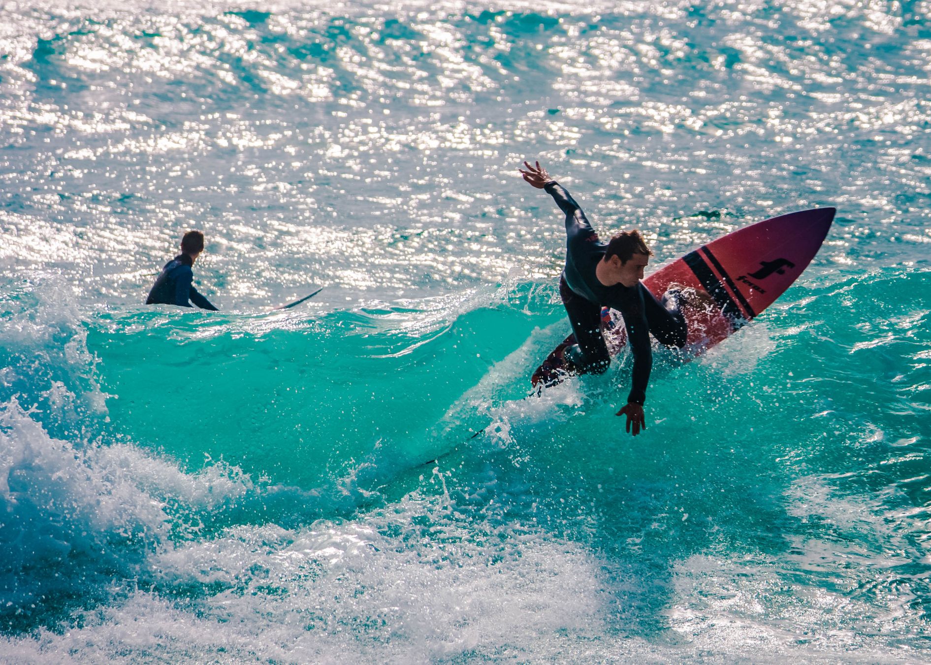 L’Algarve occidentale è il paradiso dei surfisti © fokke baarssen/Shutterstock