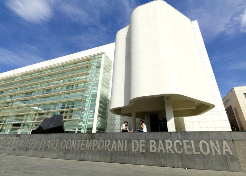 MACBA "Museo De Arte Contemporani" nel quartiere del Raval, Barcellona. ©Toniflap/Shutterstock