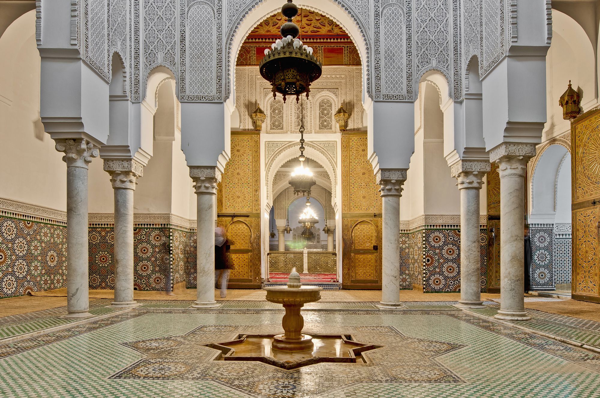 L’interno del Mausoleo di Moulay Ismail a Meknès © Anibal Trejo / Shutterstock