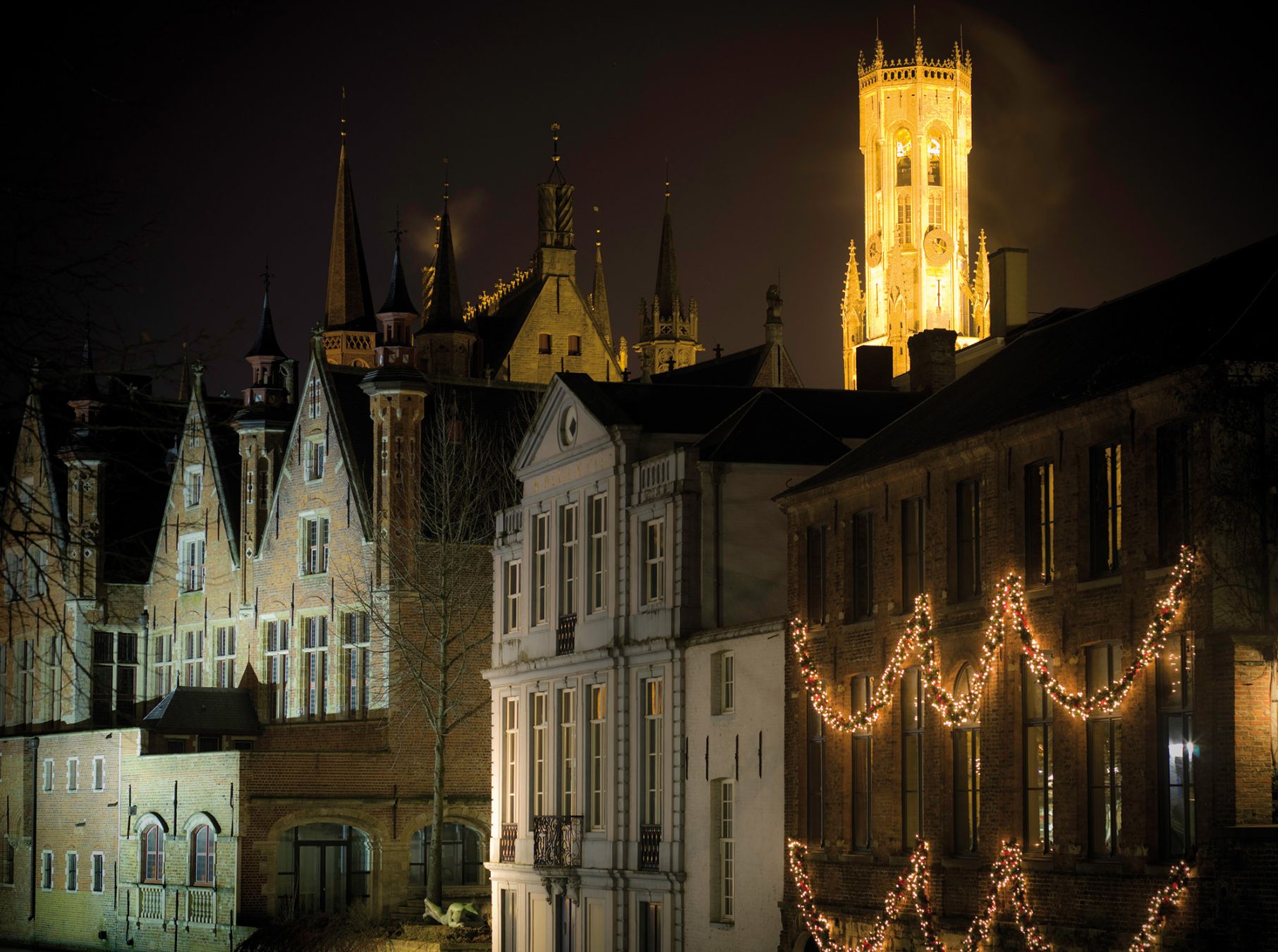 D’inverno Bruges s’illumina con la magia del Winter Glow © JAN DARTHET | Toerisme Brugge