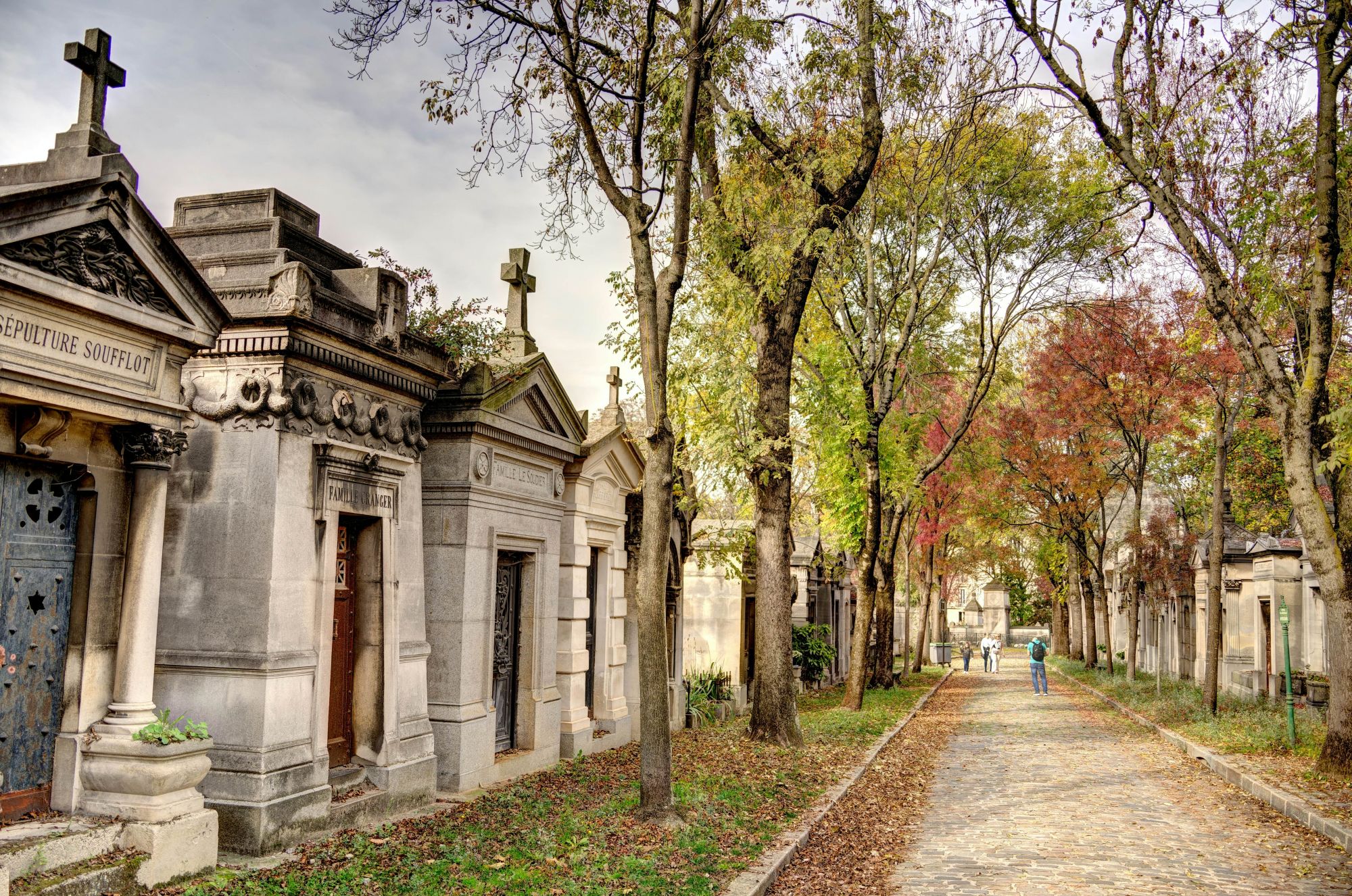 Al cimitero di Père Lachaise riposano molte personalità francesi e non solo. © mehdi33300/Shutterstock