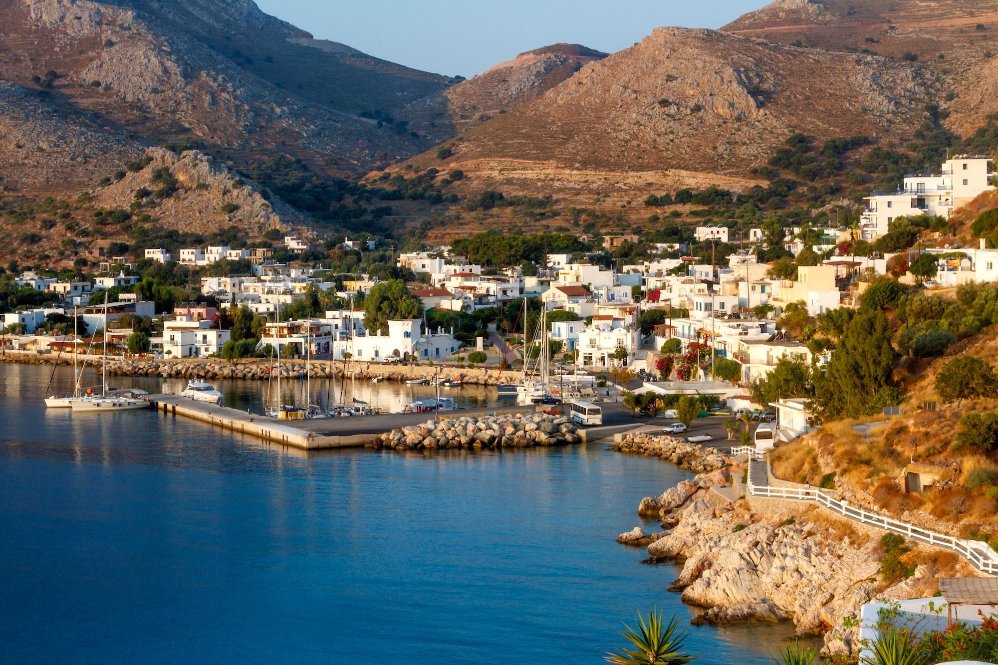 Il villaggio di Livadia a Tilos ©yiannisscheidt/Shutterstock