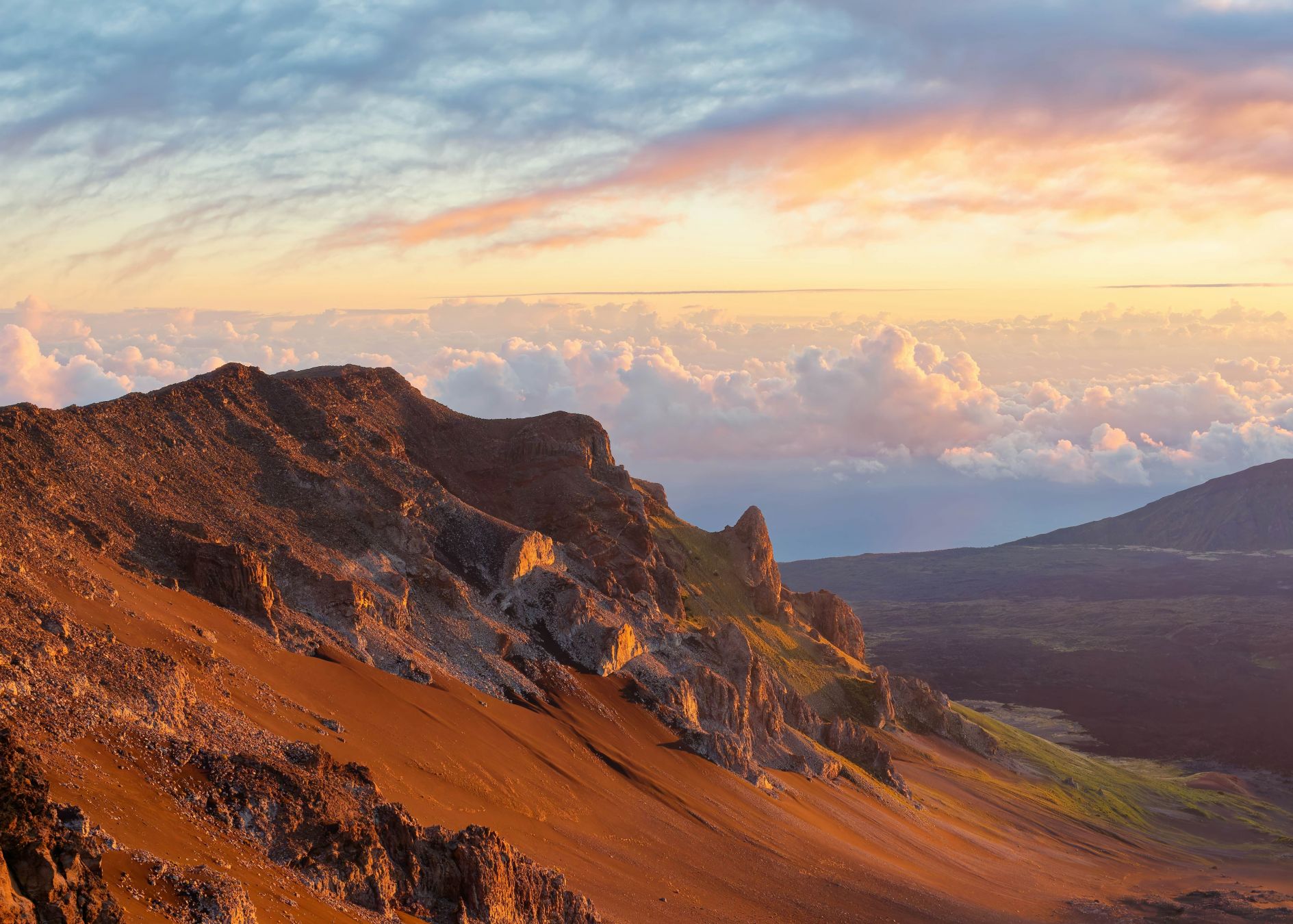 L’Haleakalā National Park alle prime ore del mattino. © Eleseus/Shutterstock