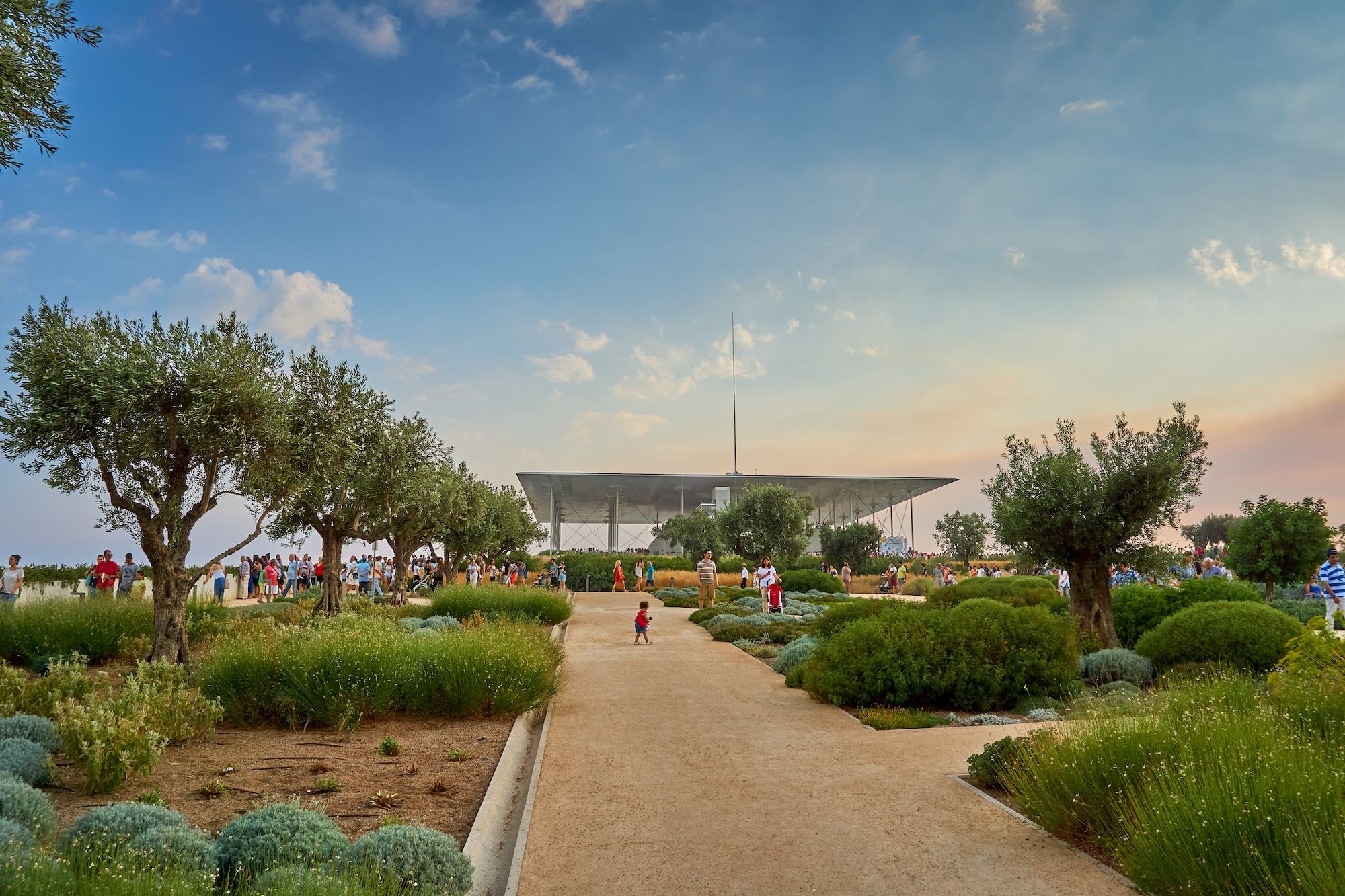 Nel parco della Fondazione Stavros Niarchos  ©Pit Stock/Shutterstock