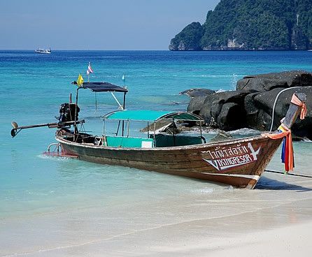 Phi Phi Island © M. Chiara Castriota Scanderbeg
