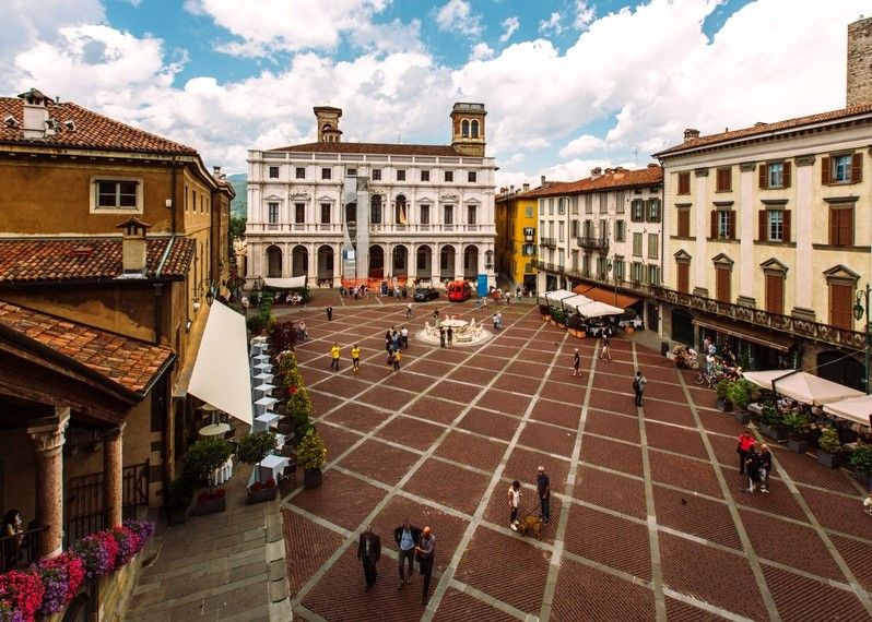 Piazza Vecchia a Bergamo Alta. Spatari/Getty Images