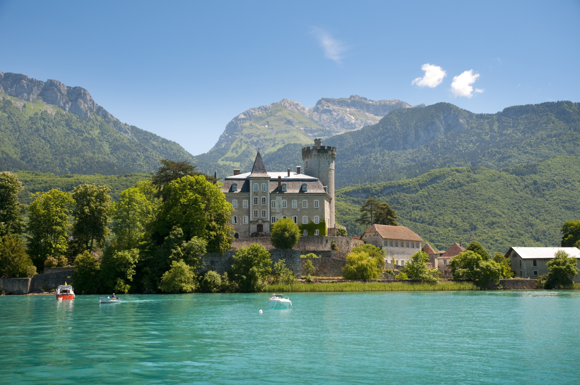 castello e lago di Annecy, Alta Savoia, Francia