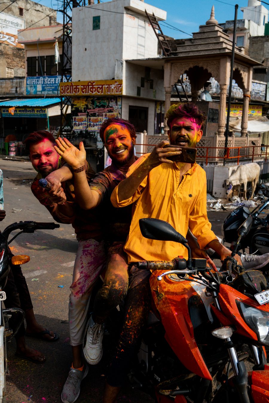 Holi festival alla periferia di Jaipur ©Matteo Colombo