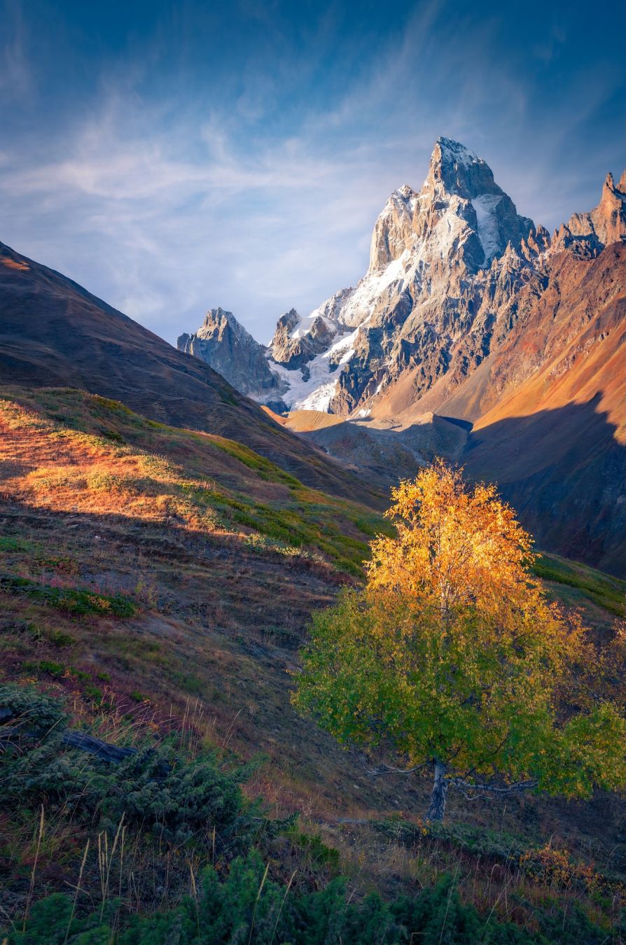 Tra i picchi del Caucaso @Andrew Mayovskyy /Shutterstock
