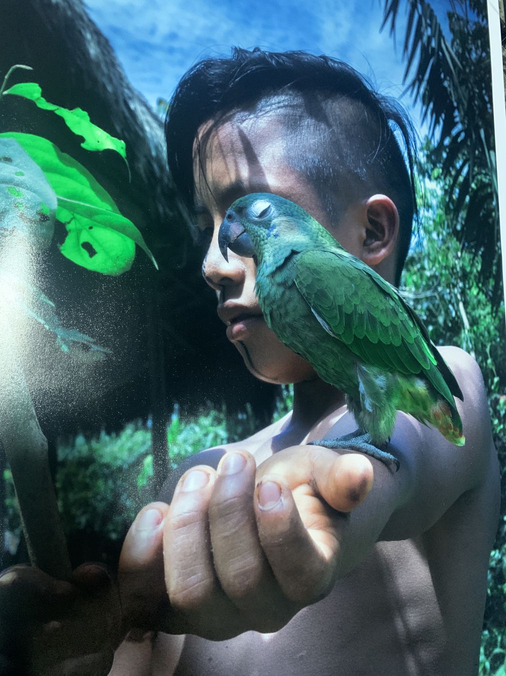 Una delle opere di Misha Vallejo esposte al Fiumefreddo Photo Festival © Giulia Grimaldi/Lonely Planet Italia