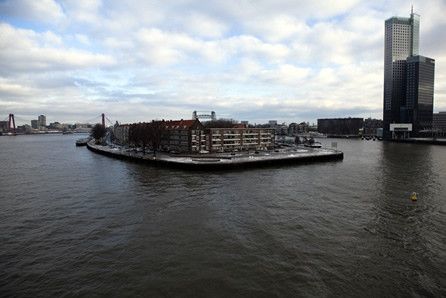 Rotterdam, prospettiva metafisica © Fotografia di Daniela Marchi