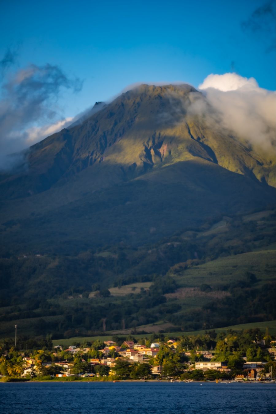 Il trekking sulla Montagne Pelée è il più bello e dell’isola © pixeltaster/Shutterstock