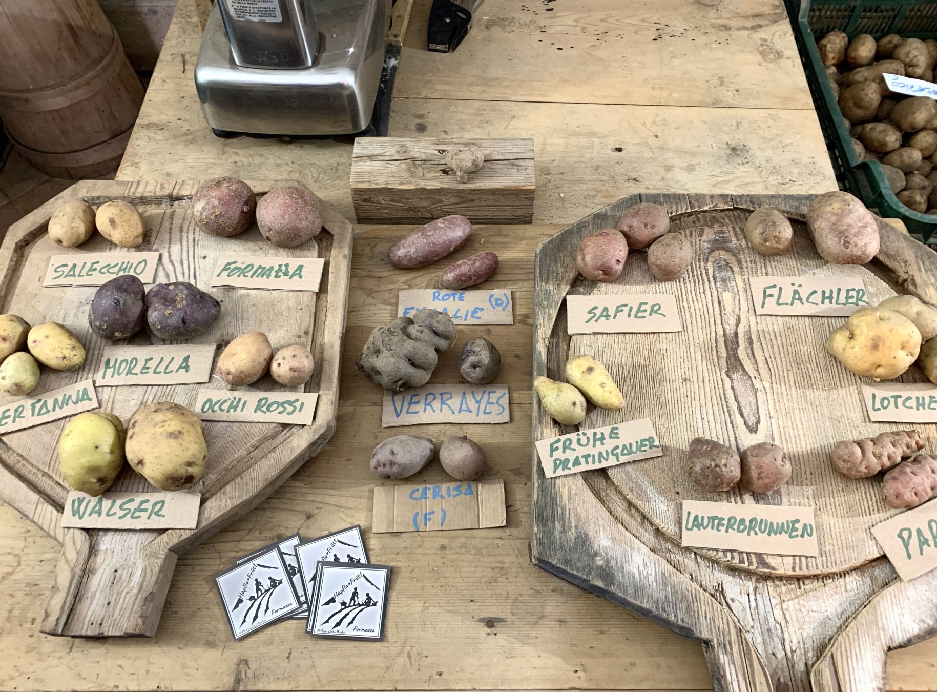 Le antiche patate walser recuperate in giro tra le valli© Giulia Grimaldi/Lonely Planet Italia